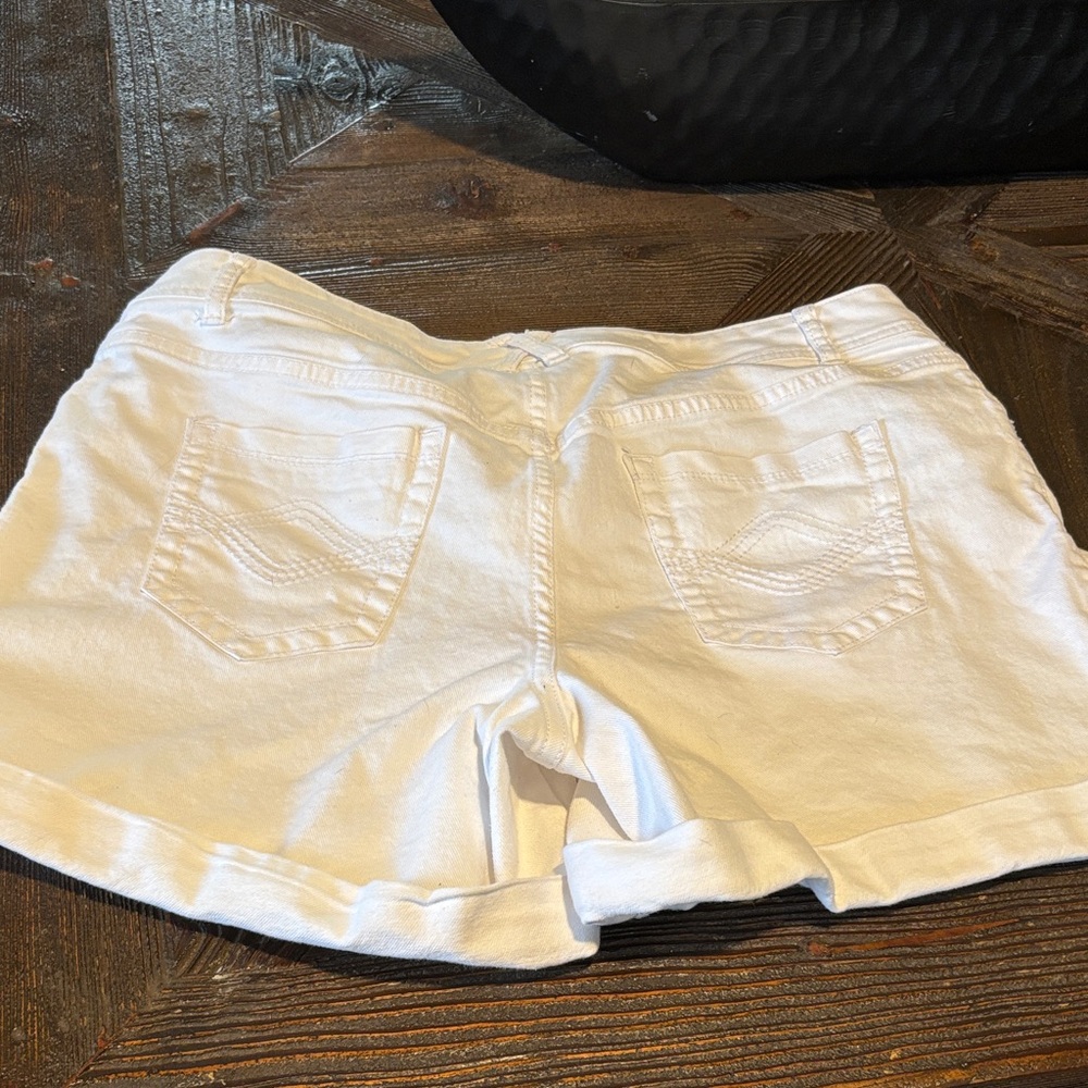 Lane Bryant White Denim Short Shorts - Picture 8 of 12